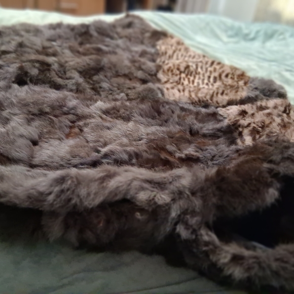 MultiColor Dyed Fur Cape - Picture 12 of 13